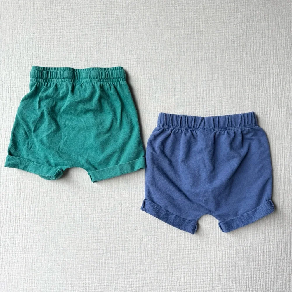 Bundle of 2 Cat & Jack Shorts in Green and Blue 12-18m